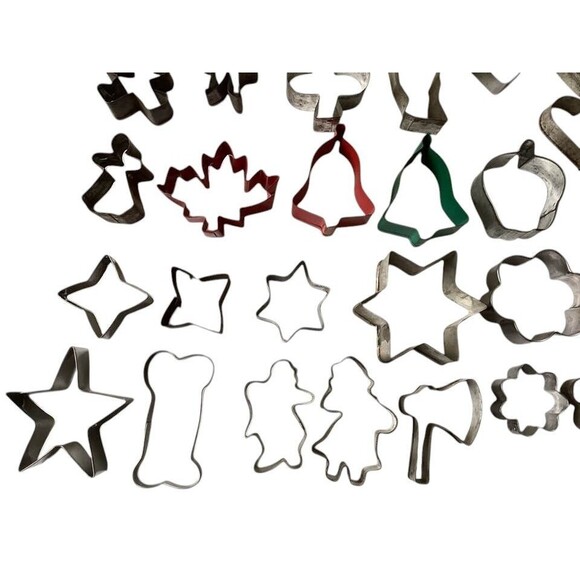 Metal Cookie Cutters Assorted Vtg Lot 43 Teapot Cat Rabbit Leaf Bell Apple Tree - Picture 13 of 14